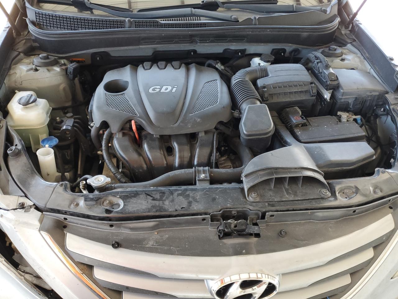 Hyundai SONATA Gls Image 6