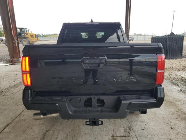 Toyota Tacoma Double Cab Image 2