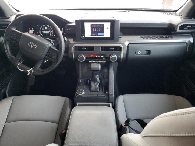 Toyota Tacoma Double Cab Image 8