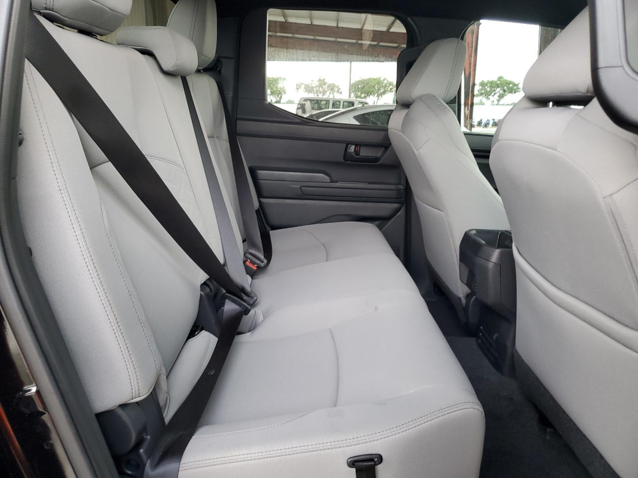 Toyota Tacoma Double Cab Image 5