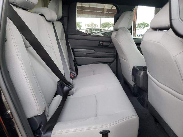 Toyota Tacoma Double Cab Image 5